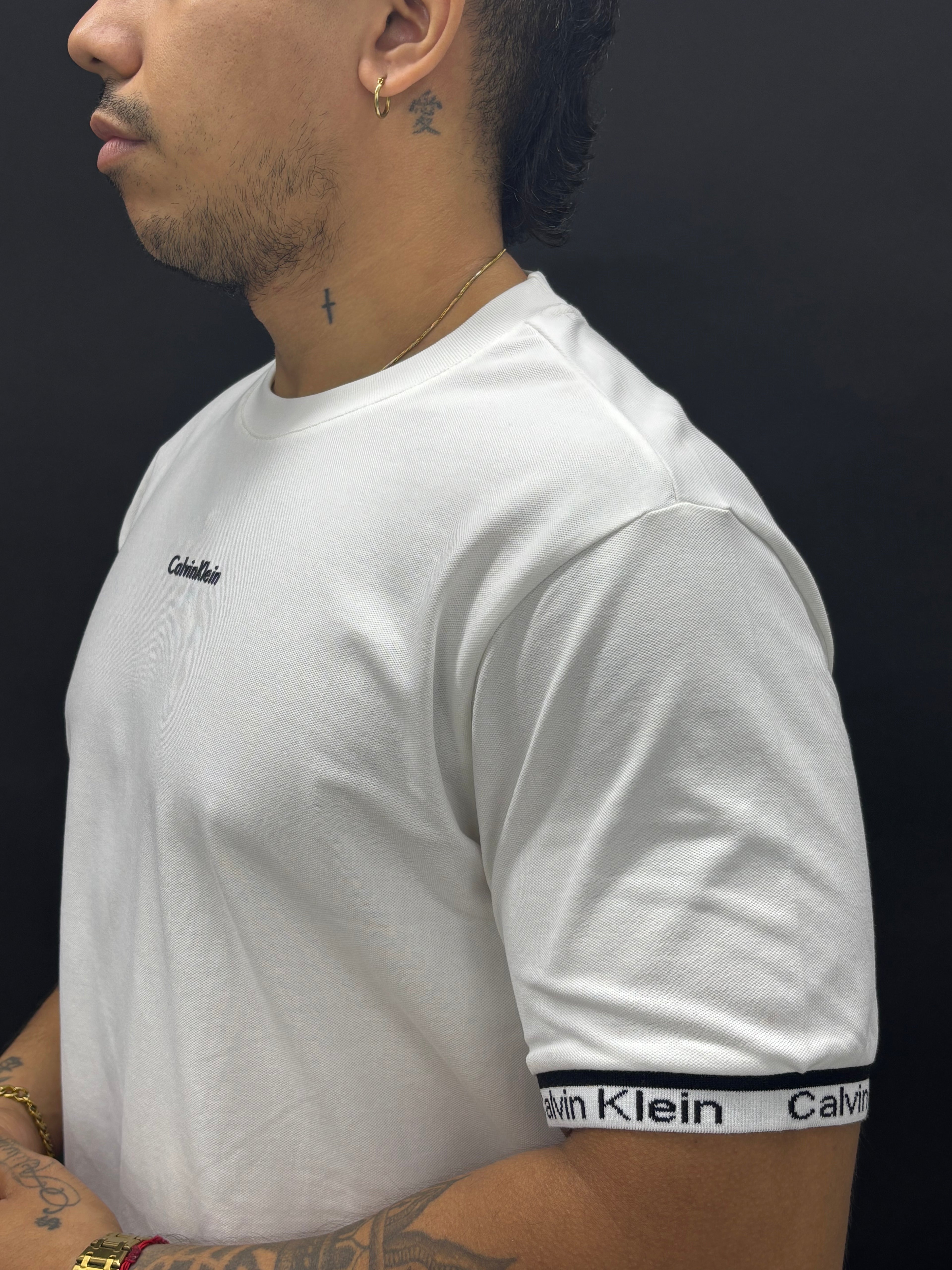 Camiseta cuello redondo en tela piqué