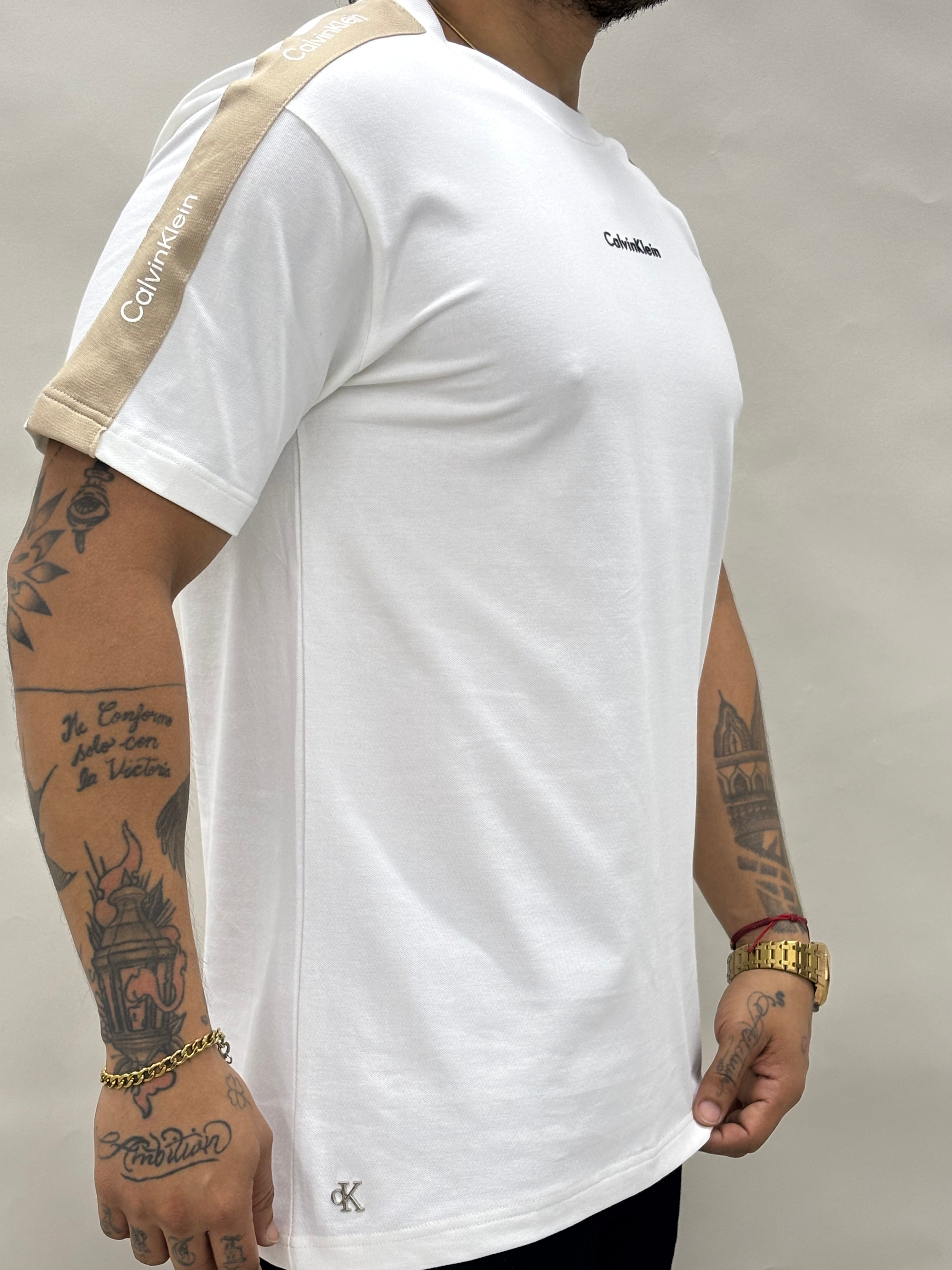 Camiseta cuello redondo en tela piqué