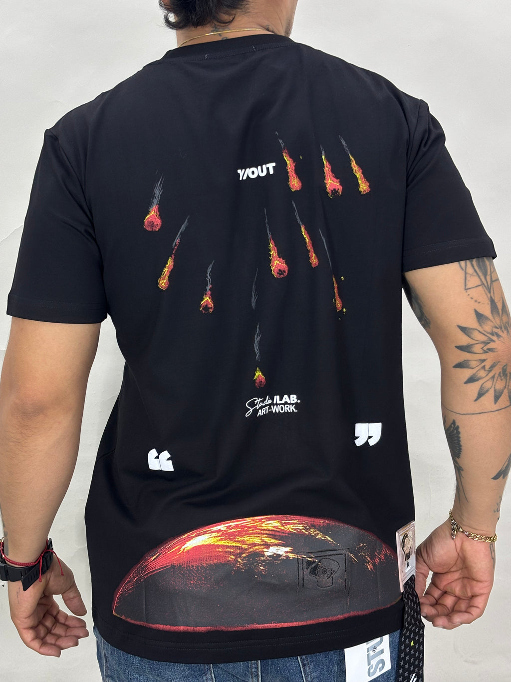 Camiseta Cuello Redondo — Premium