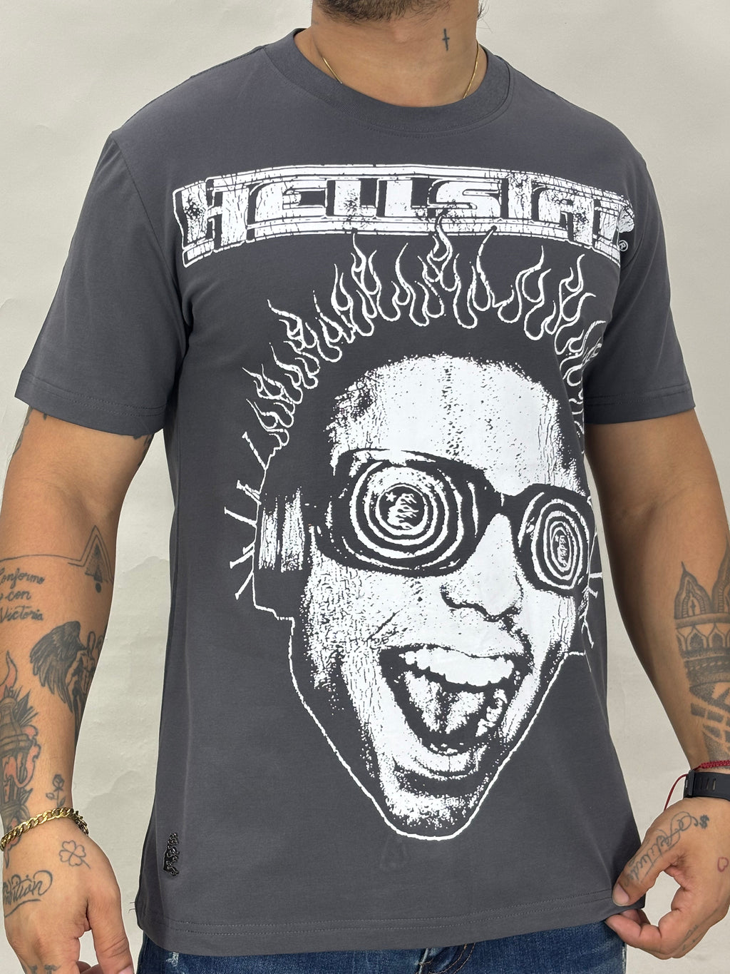 Camiseta Cuello Redondo — Premium
