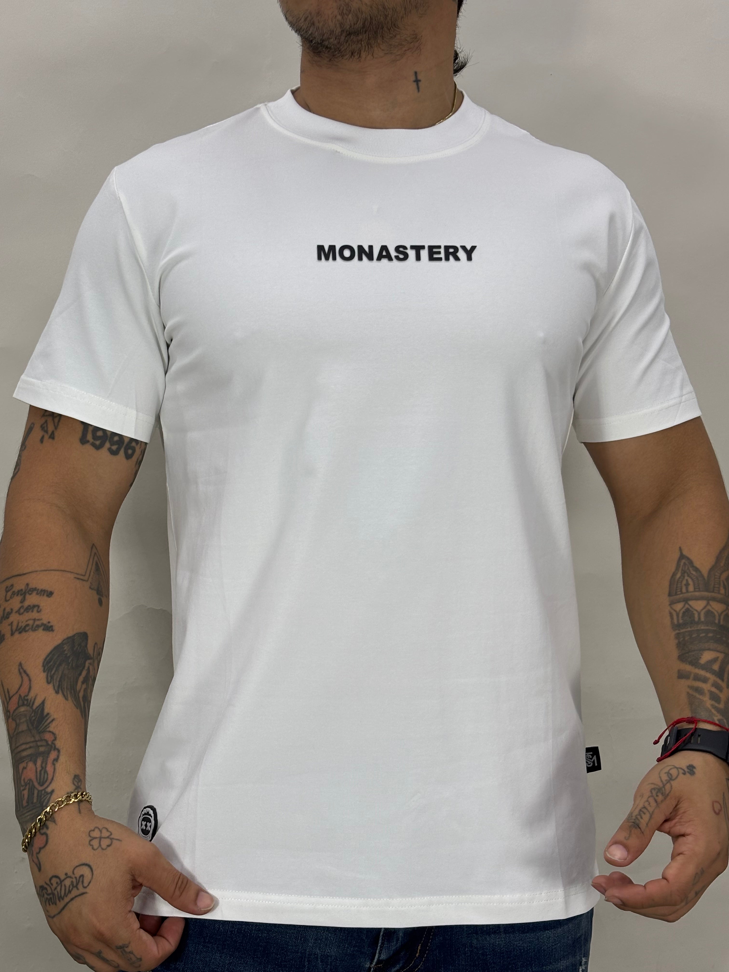 Camiseta Cuello Redondo — Premium