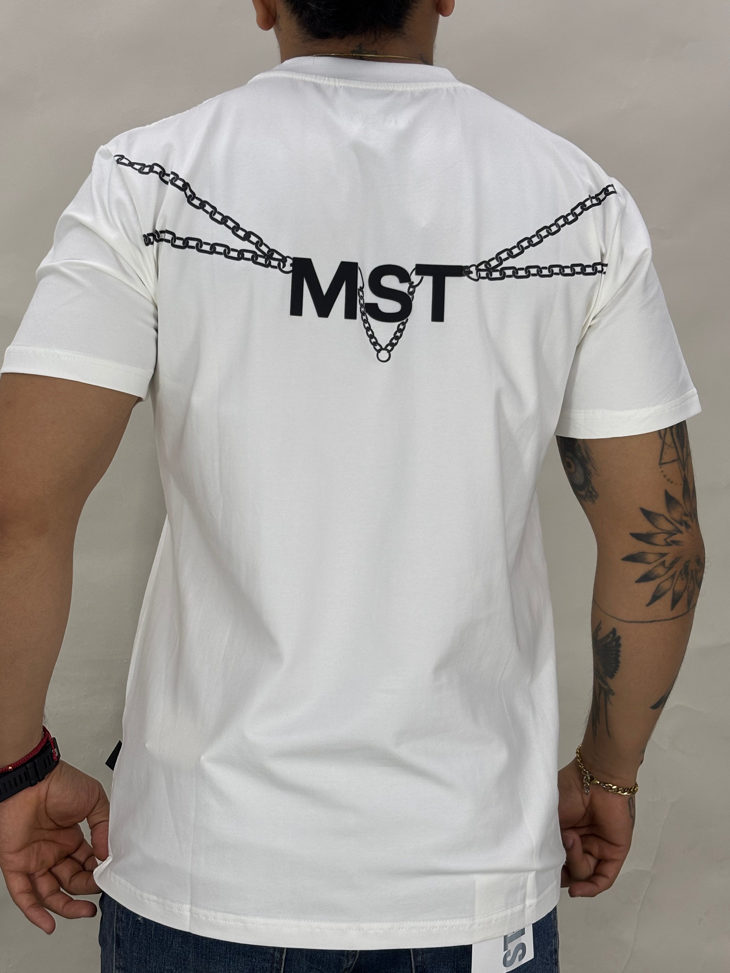 Camiseta Cuello Redondo — Premium