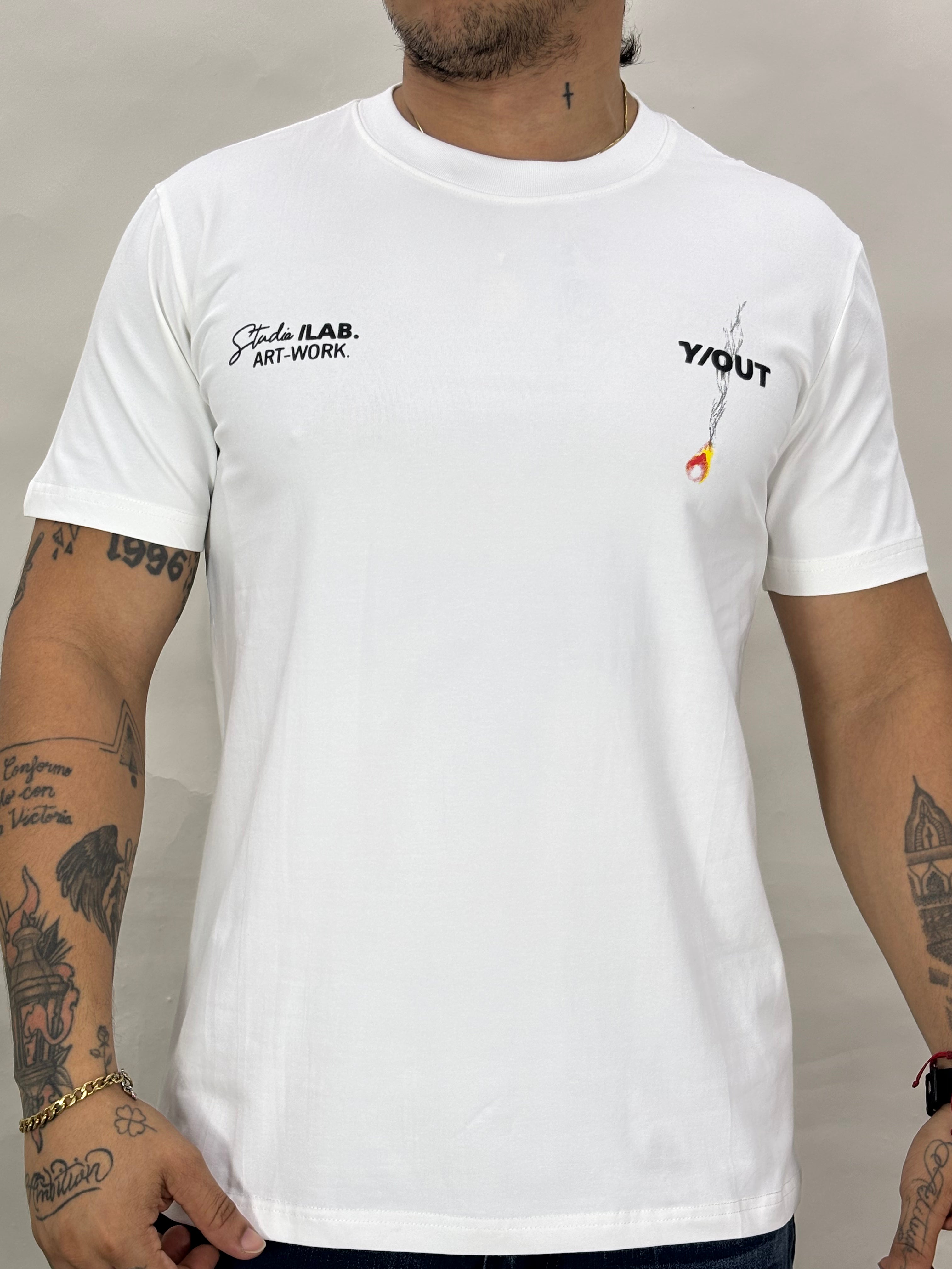 Camiseta Cuello Redondo — Premium